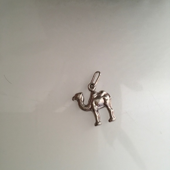 Silver Camel 🐫 Pendent Made In Egypt - Picture 3 of 4